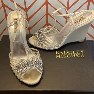 Badgley Mischka satin wedge shoes